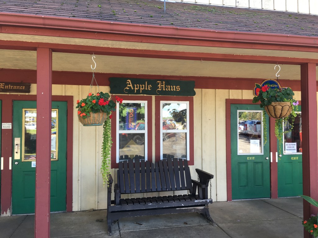 Robinette’s Apple Haus